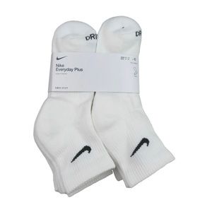 NIKE Dri-fit Everyday Plus cotton cushioned ankle socks